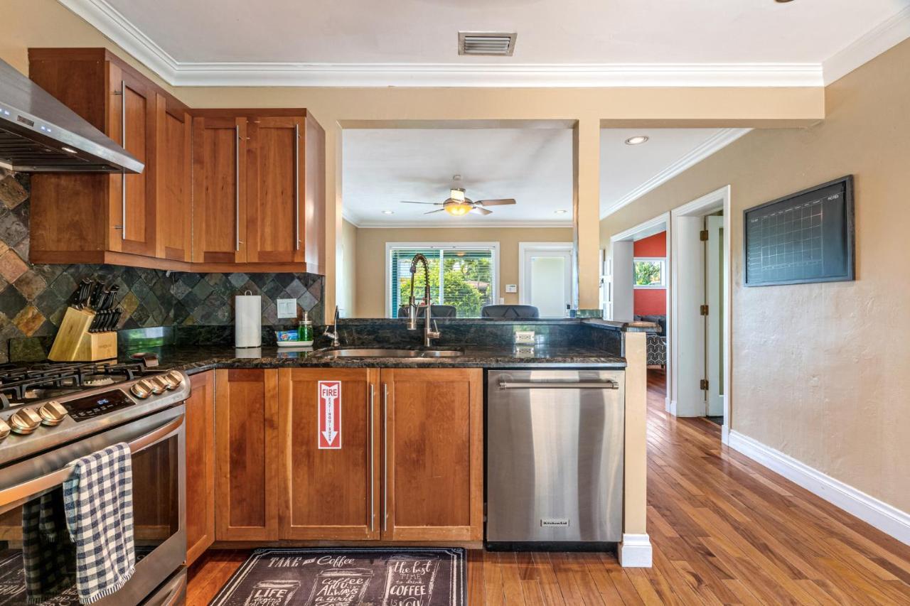 #1 Fort Lauderdale House - Heated Salt Water Pool - Private Oasis-Updated Gorgeous 3Br 3Ba - Las Olas Exterior photo